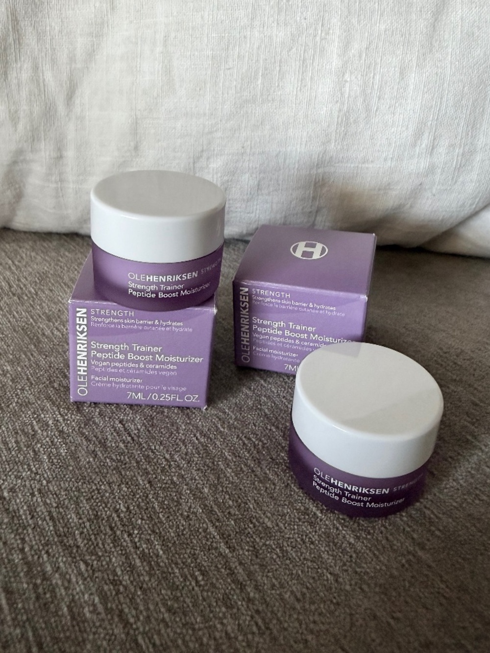 OLEHENRIKSEN Strength Peptide Barrier Boost with Hyaluronic Acid